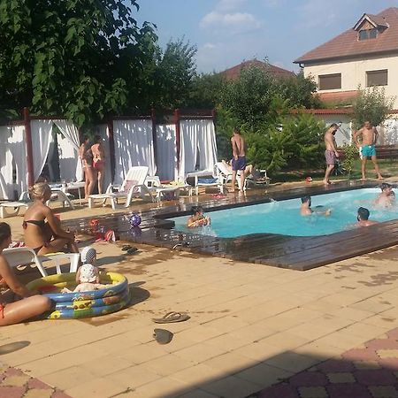 Casa Alba 호텔 Râmnicu Vâlcea 외부 사진