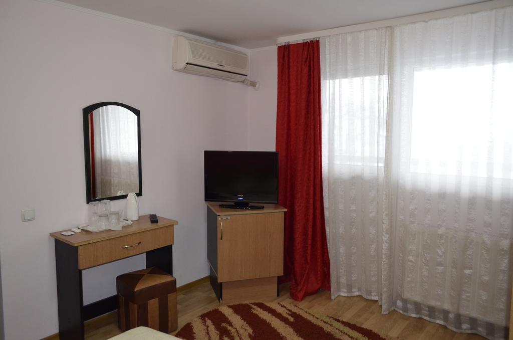 Casa Alba 호텔 Râmnicu Vâlcea 외부 사진