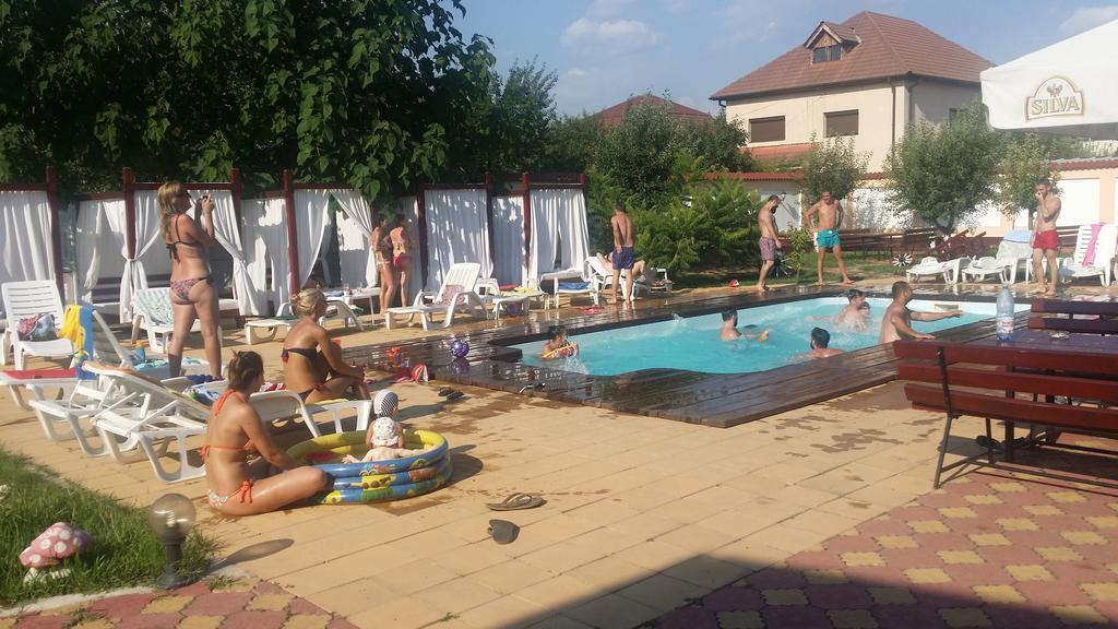 Casa Alba 호텔 Râmnicu Vâlcea 외부 사진
